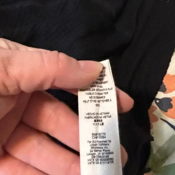 We the free Thermal Top black XS - Picture 8 of 14